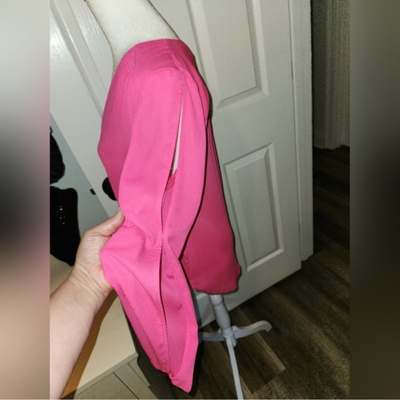 I.N.C Pink Blouse SZ S with fashion beaded earrings and bracelets - Picture 2 of 8